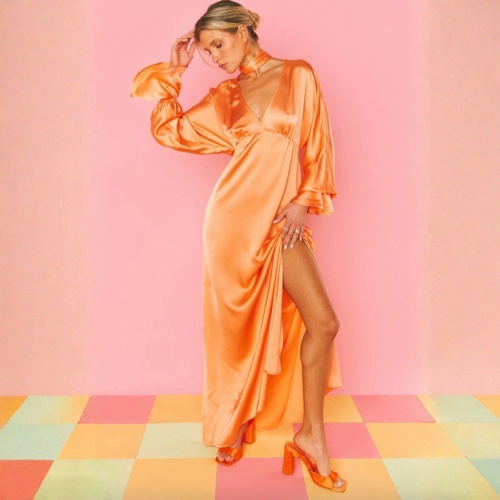 Show Me Your Mumu Thalia Maxi Dress Cantaloupe Orange Satin Maxi Size Small NWT